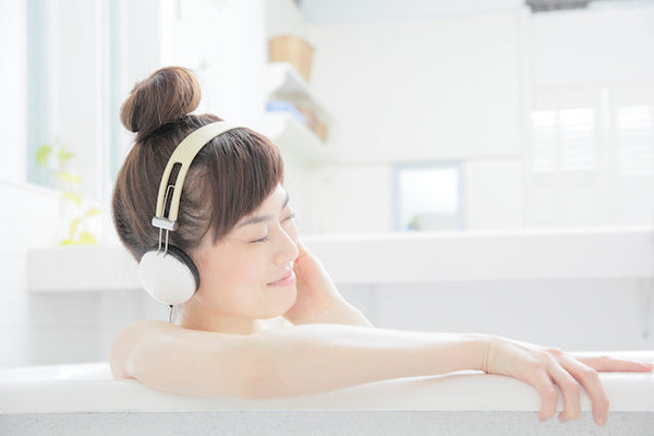 入浴中の音楽でリラックス効果を格段に上げる 