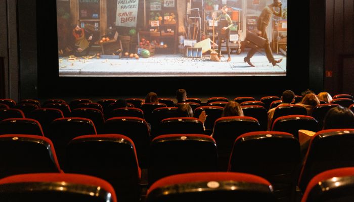 "夏の思い出の1枚に"話題の映画音楽を集めたカヴァー・アルバム♪