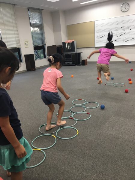 ～リトミックに学ぶ音楽のチカラ～Vol.2『楽しみながら吸収する』リトミック講師：佐藤真衣